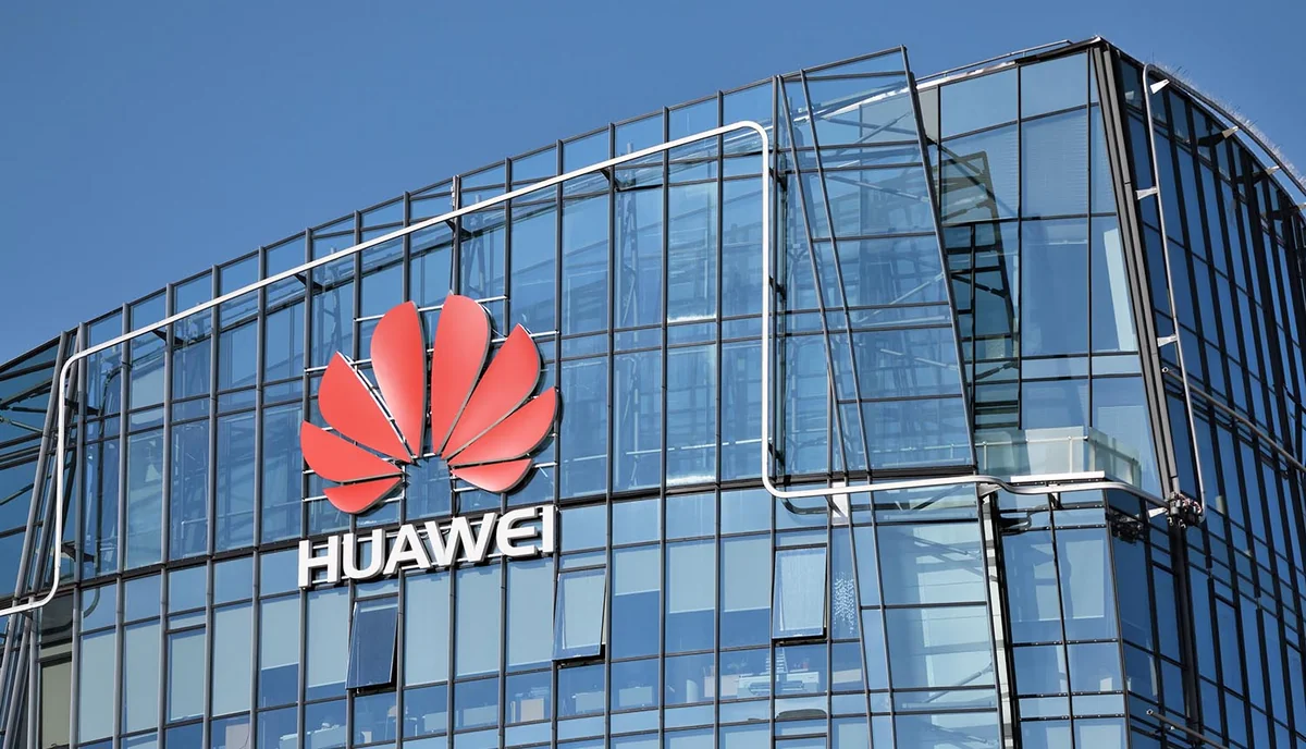 Китайская Huawei построит первый завод в Европе