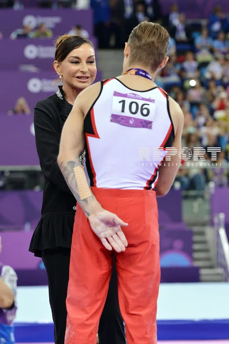Azərbaycanın birinci xanımı Bakı 2015in medalçılarını mükafatlandırıb
