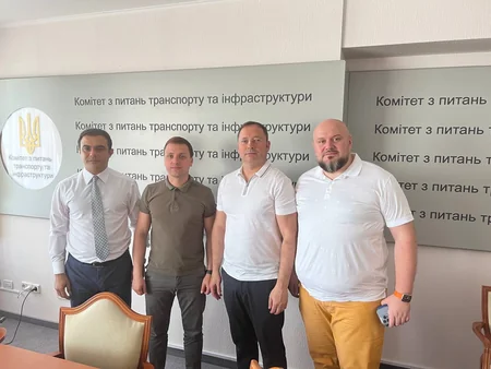 Friendship group co-chair thanks Azerbaijan for humanitarian support to Ukraine