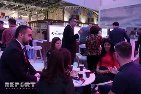 Azərbaycan Böyük Britaniyada keçirilən turizm sərgisində iştirak edir - FOTO