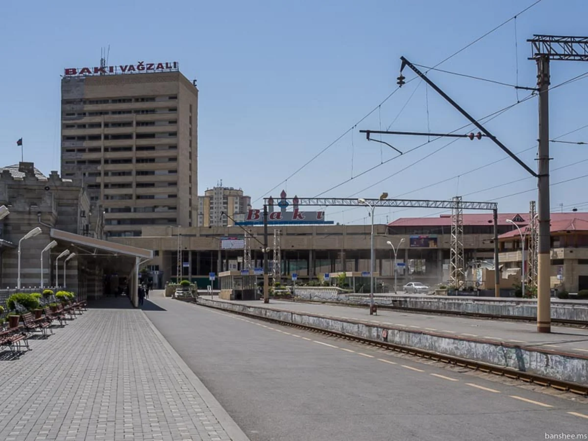 Bakı Dəmir Yolu Vağzalını gündəlik təmizləyəcək şirkət axtarılır