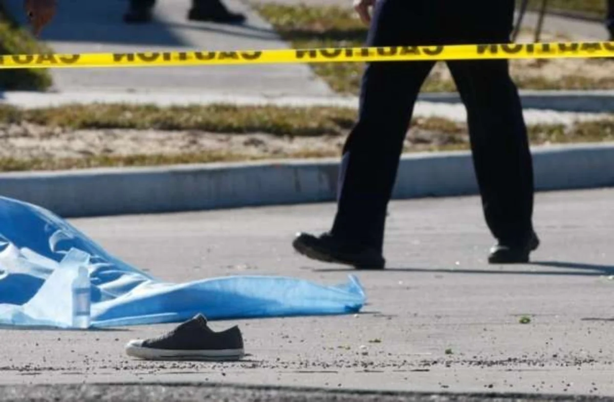 Bakıda avtomobil piyadanı vuraraq öldürüb