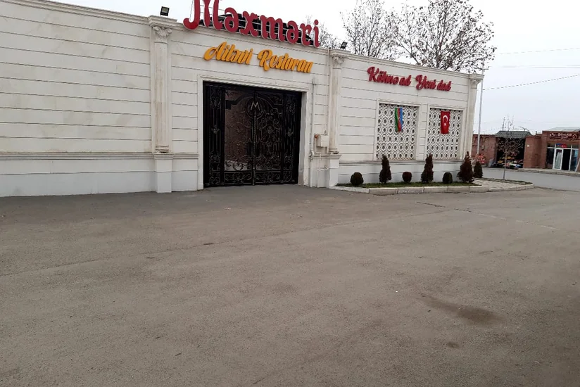 Gəncədə kafe sahibi və müştəriləri cərimələndi