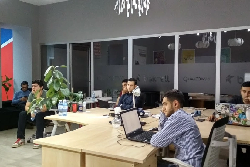 Bakcell провел тренинг для девелоперов на тему Блокчейн и новые возможности