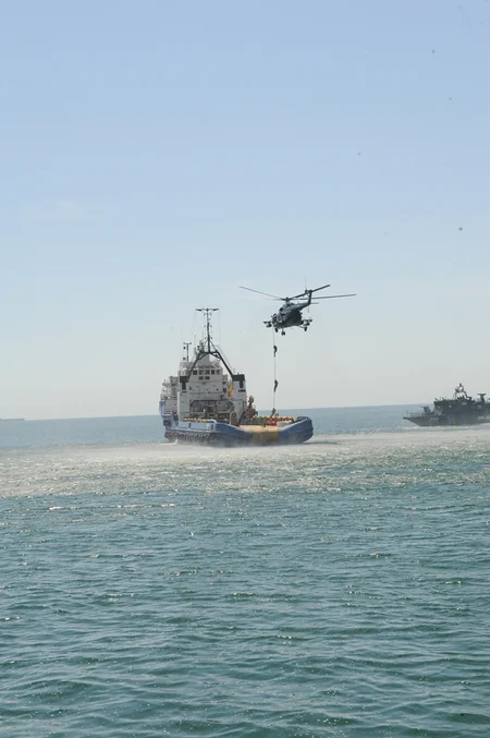 Azerbaijan's border guards hold exercises in Caspian Sea
