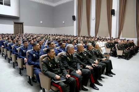 Закир Гасанов: Личный состав должен быть воспитан в духе любви к Родине и ненависти к врагу