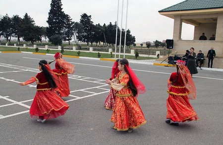 Novruz bayramı münasibətilə hərbi hissələrdə “Açıq qapı” günü keçirilib