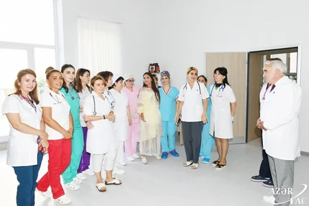 Heydər Əliyev Fondunun vitse-prezidenti Leyla Əliyeva Elmi-Tədqiqat Pediatriya İnstitutunda olub