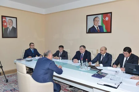 Vergilər naziri Gədəbəydə vətəndaşları qəbul edib