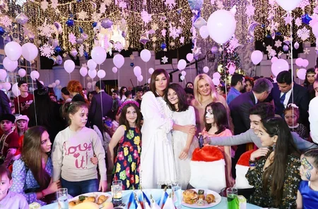 Heydar Aliyev Foundation arranges traditional New Year party for children
