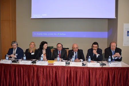Bakıda Poçt göndərişləri üzərində gömrük nəzarəti mövzusunda seminar keçirilir