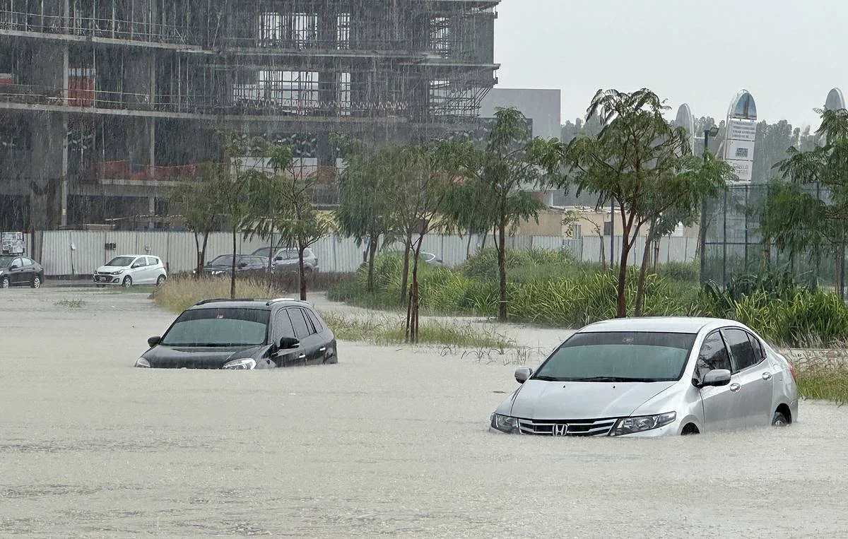 UAE witnesses record-breaking rains, highest in 75 years