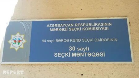 Bərdənin 122 yaşlı sakini seçki məntəqəsinə gələrək səsvermədə iştirak edib - FOTO