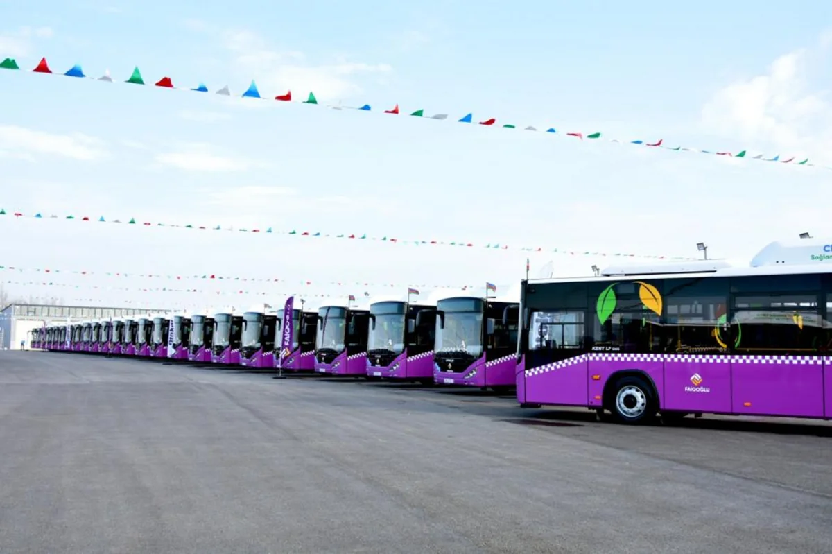 “Xaliq Faiqoğlu” şirkəti Bakıya AVRO-6 standartlı CNG avtobusları gətirib