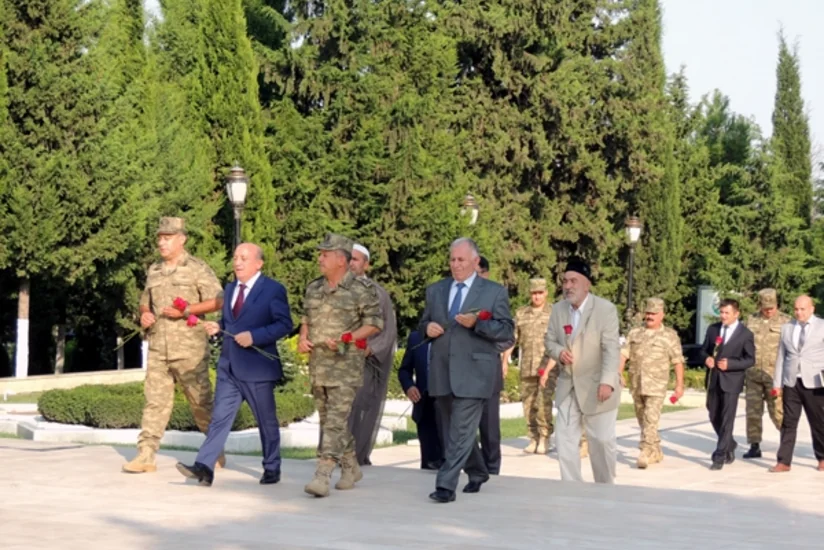 Silahlı Qüvvələrdə Milli-mənəvi dəyərlərə hörmət, dini radikalizmə nifrət! layihəsinə start verilib