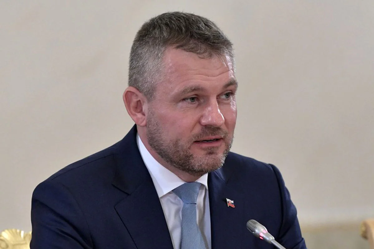 Избранный президент Словакии: Фицо не будут делать новых операций