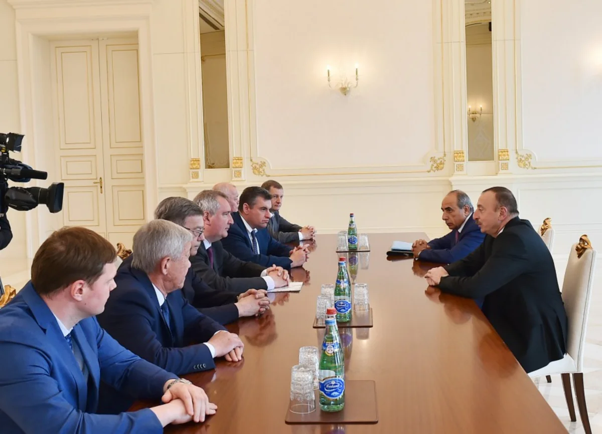 Президент Азербайджана принял заместителя премьер-министра России