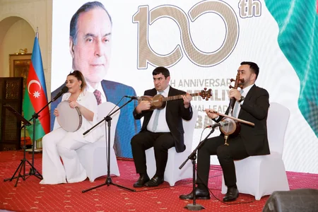 Pakistanda Heydər Əliyevin 100 illik yubileyinə həsr olunan sərgi və konsert təşkil edilib