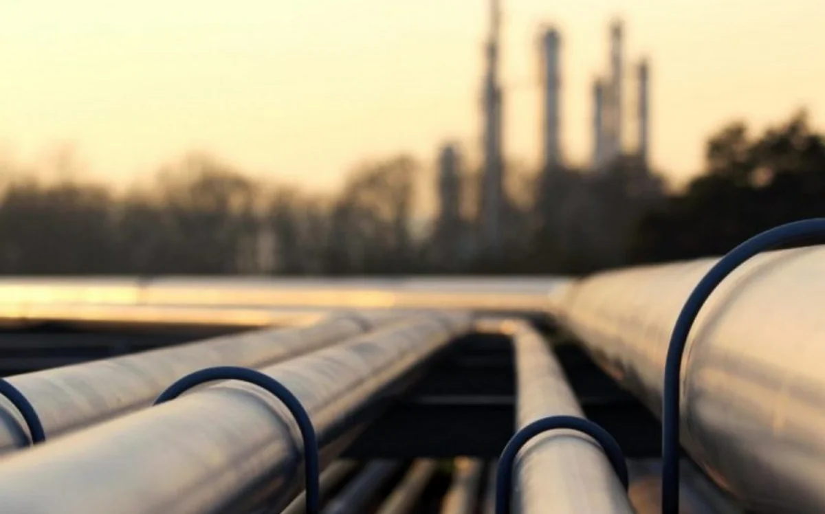 Разлив нефти у Новороссийска оказался масштабнее в 400 тысяч раз