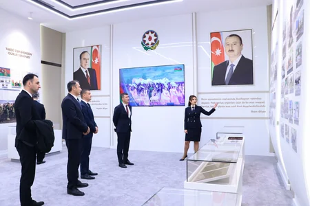 Kamran Əliyev moldovalı həmkarı ilə ikitərəfli münasibətlərin möhkəmləndirilməsi barədə danışıb