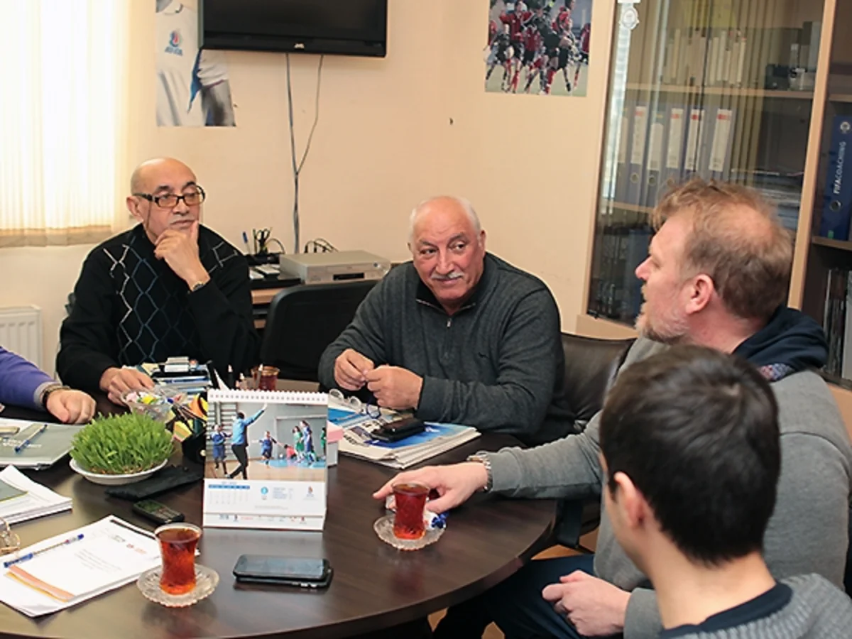 Robert Prosineçki AFFA Məşqçilər Komitəsinin üzvləri ilə görüşüb