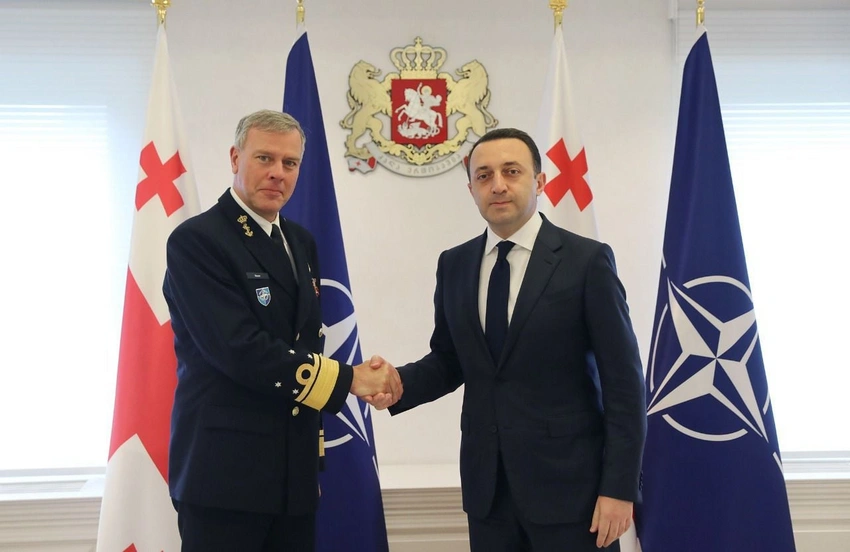 Gürcüstanın Baş naziri  NATO Hərbi Komitəsinin rəhbəri ilə görüşüb