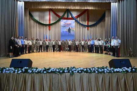 Təlim və Tədris Mərkəzində Silahlı Qüvvələr Günü münasibətilə təntənəli mərasim keçirilib