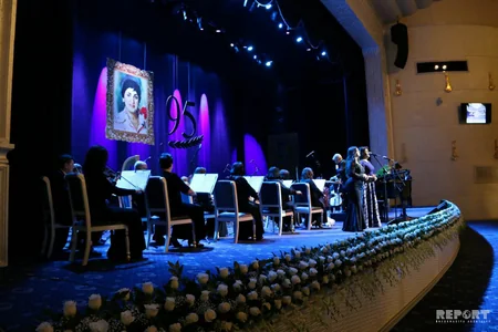 Gəncədə “Zəriflik” Beynəlxalq Musiqi Festivalının açılışı olub - FOTO