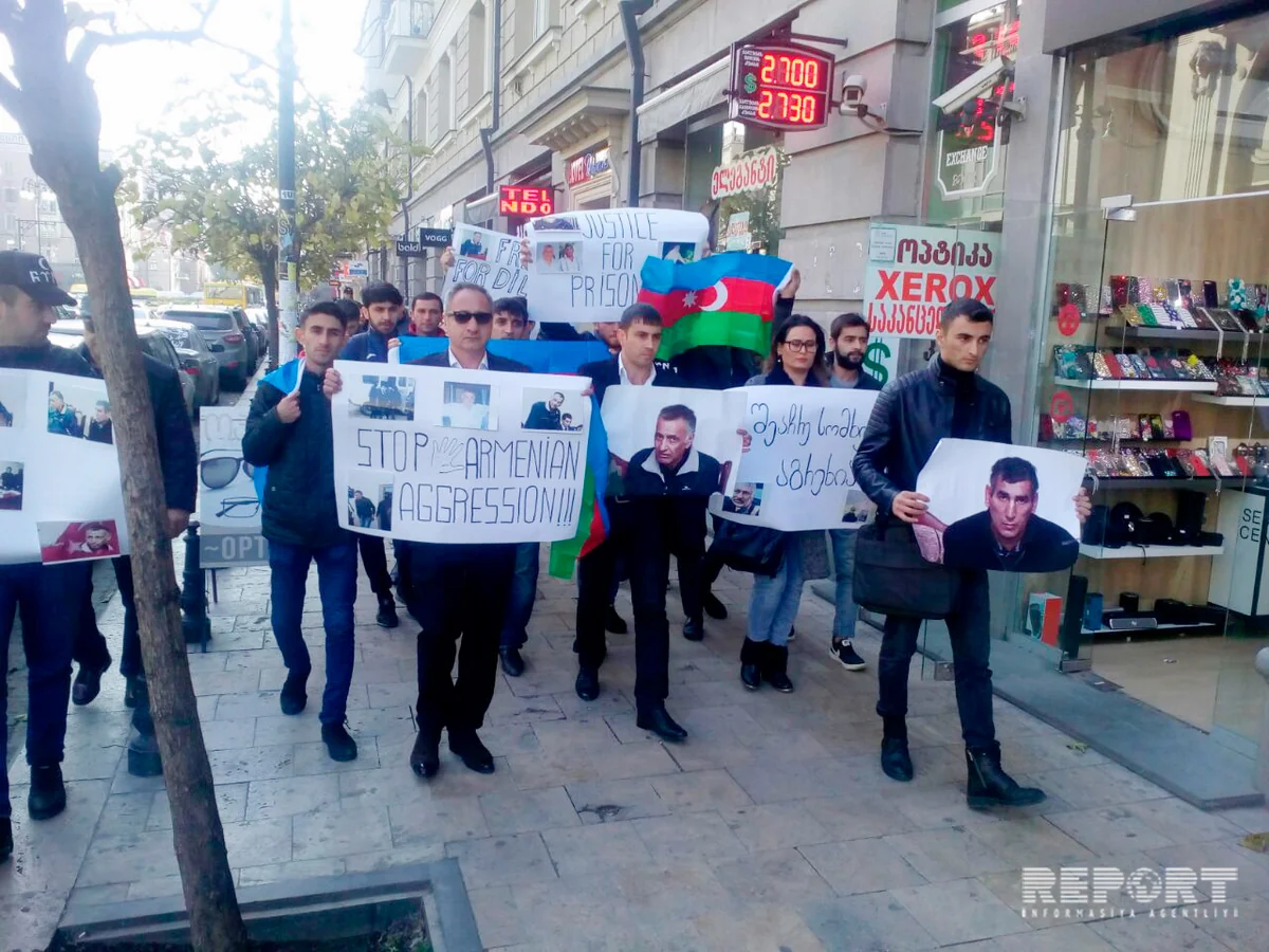 Azerbaijani activists protest in front of Armenian embassy in Tbilisi