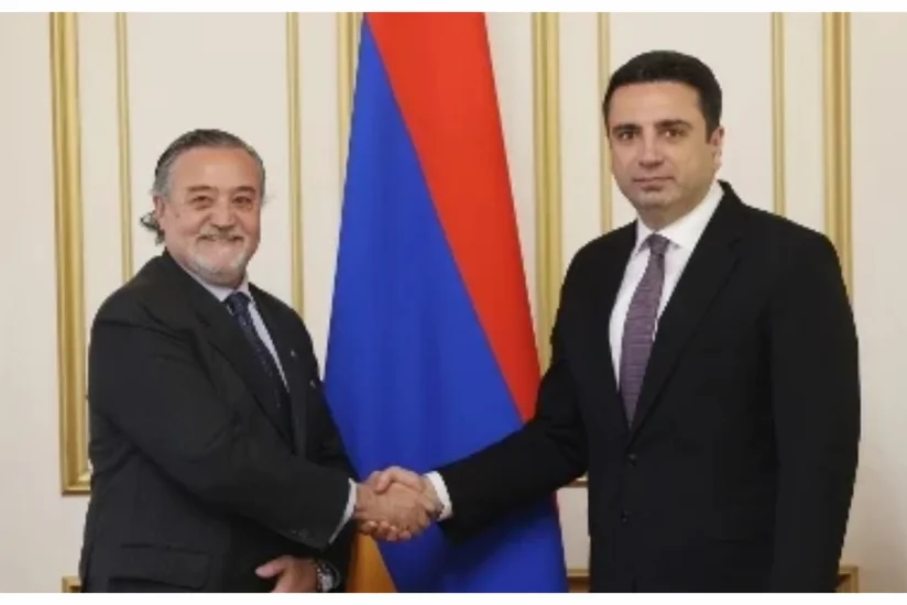 Посол Аргентины: Поддерживаем процесс нормализации между Баку и Ереваном