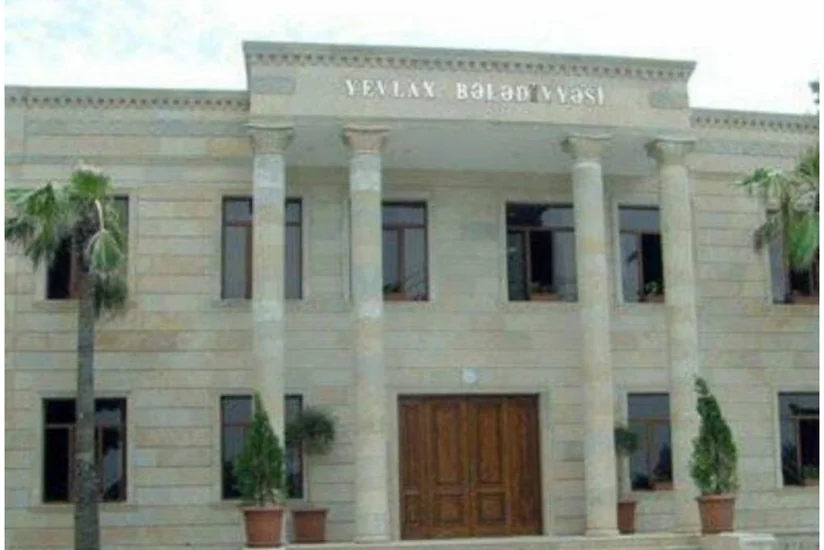 Yevlax bələdiyyəsində kassadan nağd pul əsassız silinib