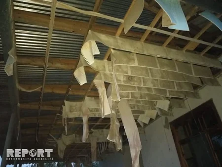 Göyçayda avtomobil və ev birlikdə yanıb - FOTO