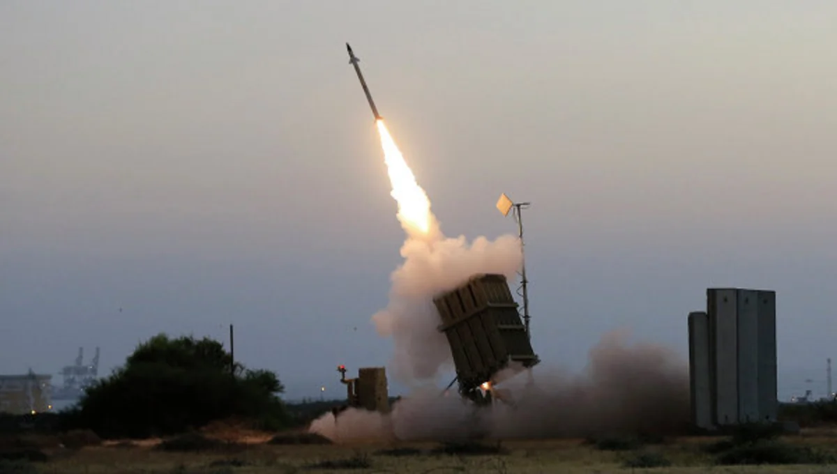 Израильские военные перехватили ракету из сектора Газа