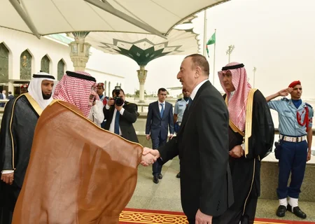​Prezident İlham Əliyev Ciddə şəhərinə gedib