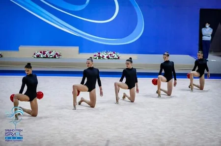 Gimnastlarımız İsraildə növbəti medallarını qazanıb