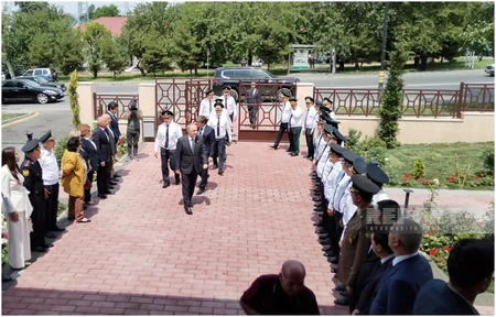 Kamran Əliyev Qəbələdə prokurorluğun yeni inzibati binasının açılışında iştirak edib - YENİLƏNİB