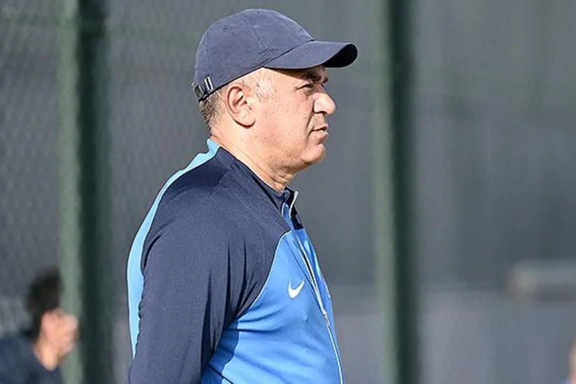 Azərbaycanın U-19 millisinin baş məşqçisi: Bütün futbolçulara şans verməyə çalışdım