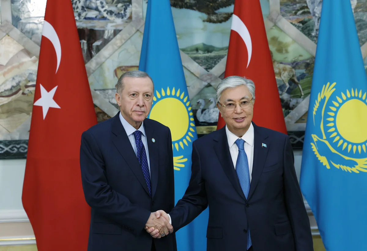Erdogan meets with Tokayev