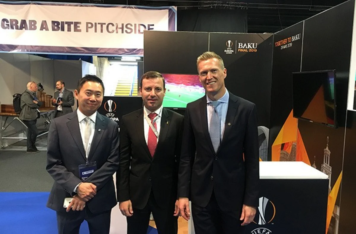 AFFA-nın baş katibi Londonda “Leaders in sport” sammitində iştirak edib