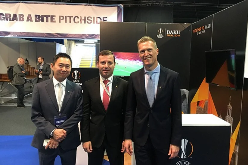 AFFA-nın baş katibi Londonda “Leaders in sport” sammitində iştirak edib