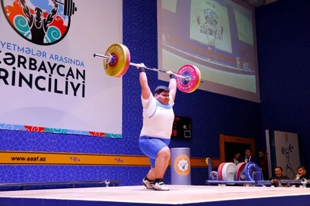 Ağırlıqqaldırma üzrə Azərbaycan birinciliyi başa çatıb