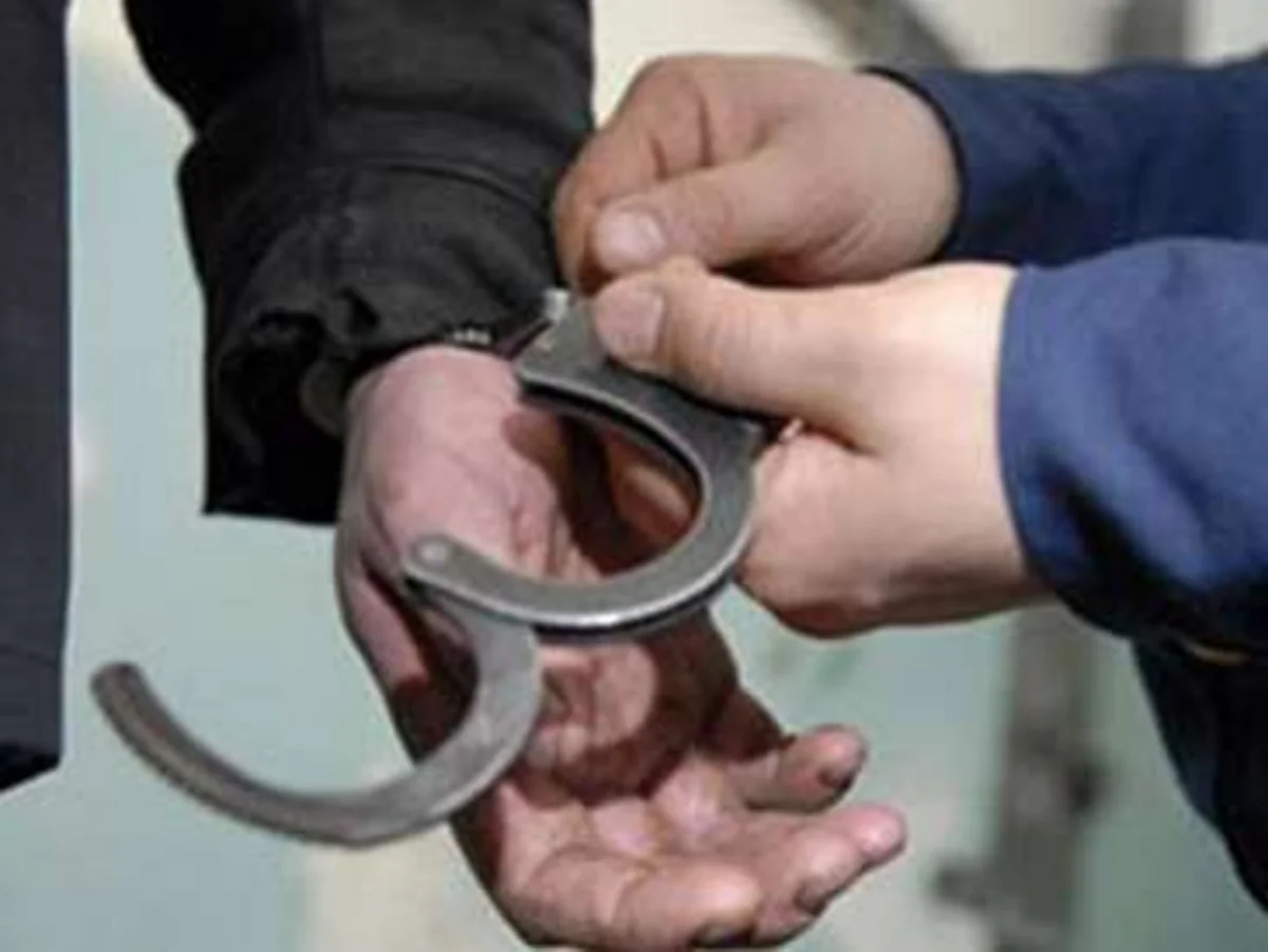 Saatlı polisi dərman peraparatlarını oğurlayan rayon sakinini saxlayıb - FOTO