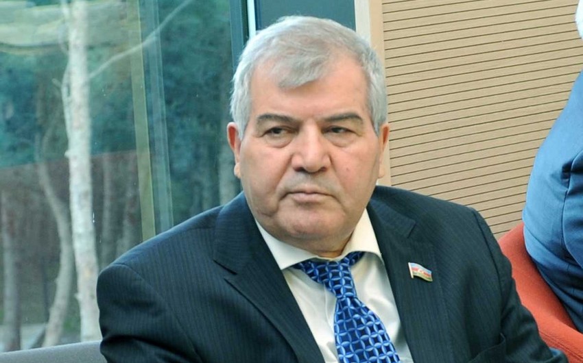 Prezident Sabir Rüstəmxanlını “Şöhrət” ordeni ilə təltif edib