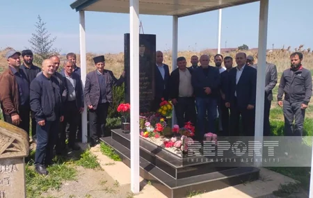 Biləsuvarda Aprel döyüşləri şəhidlərinin xatirəsi anılıb