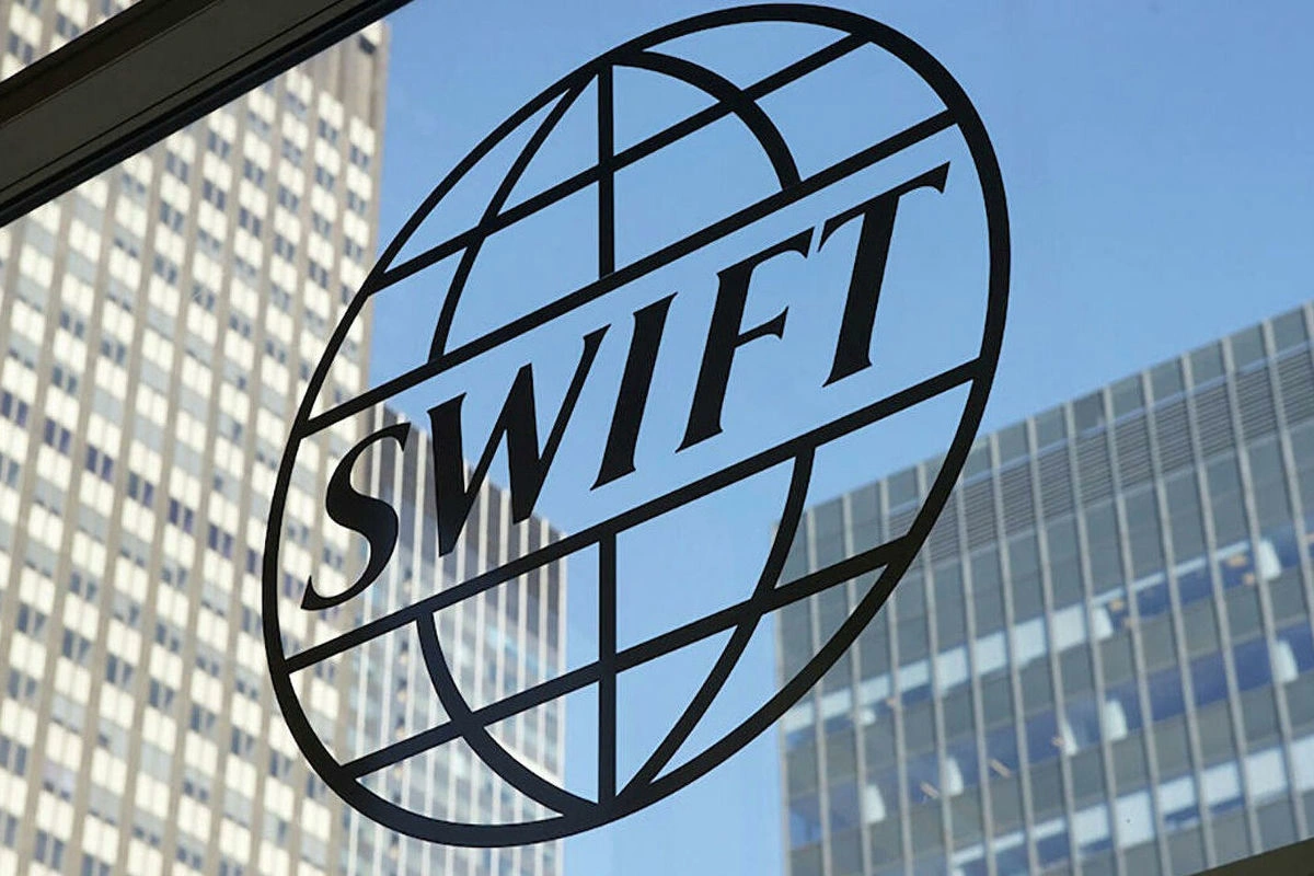 Россию отключают от системы SWIFT