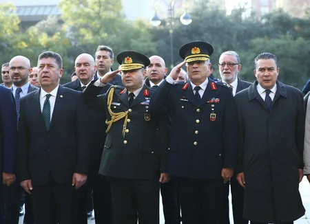 Türkiyənin Azərbaycandakı səfirliyində Atatürkün xatirəsi anılıb