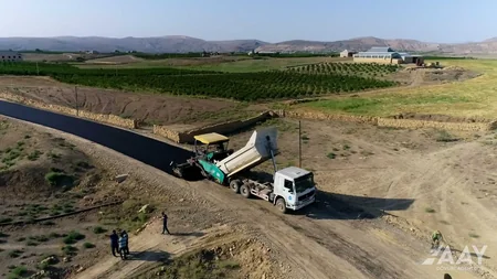 Hacıqabulda 12 min nəfərin istifadə etdiyi yolun asfaltlanmasına başlanılıb