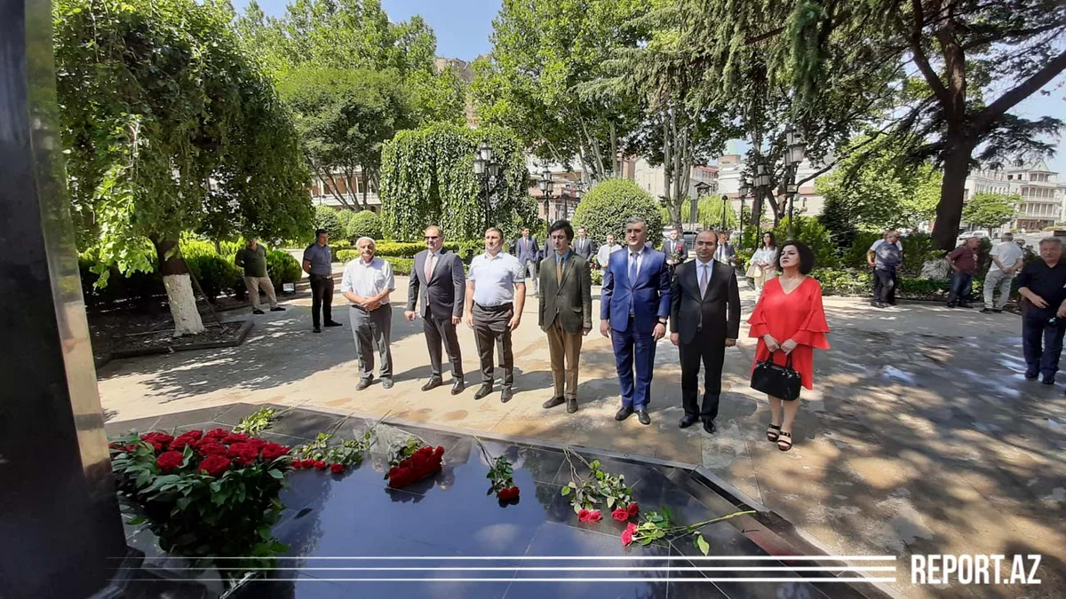 Azərbaycan diplomatları Tbilisidə peşə bayramlarını qeyd edirlər