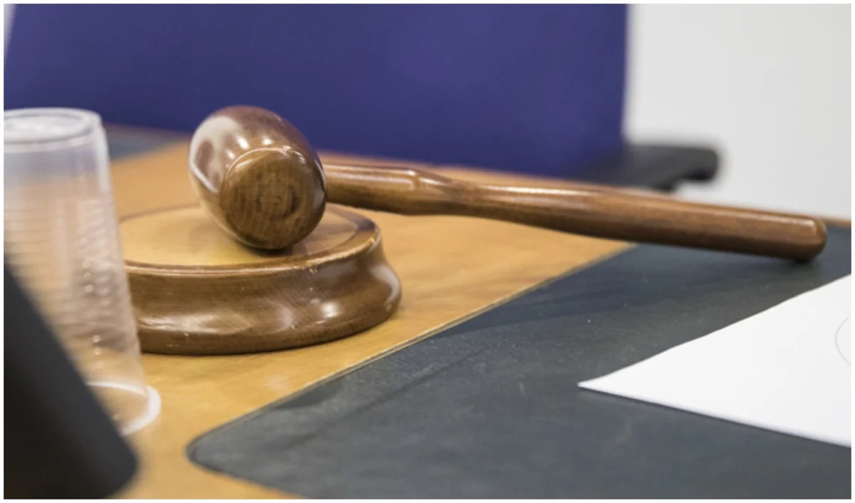 İranda Belçika vətəndaşı 28 il müddətinə azadlıqdan məhrum edilib