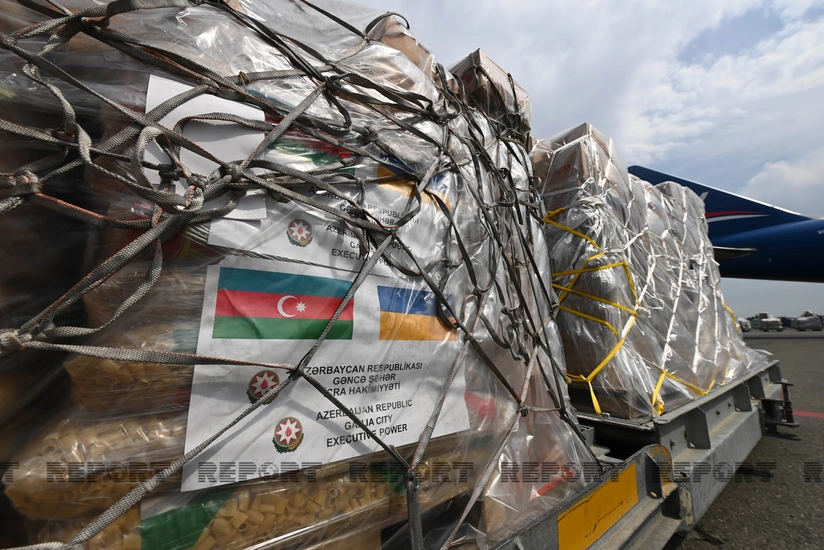 Из Баку и Гянджи отправлена очередная партия гумпомощи в Украину